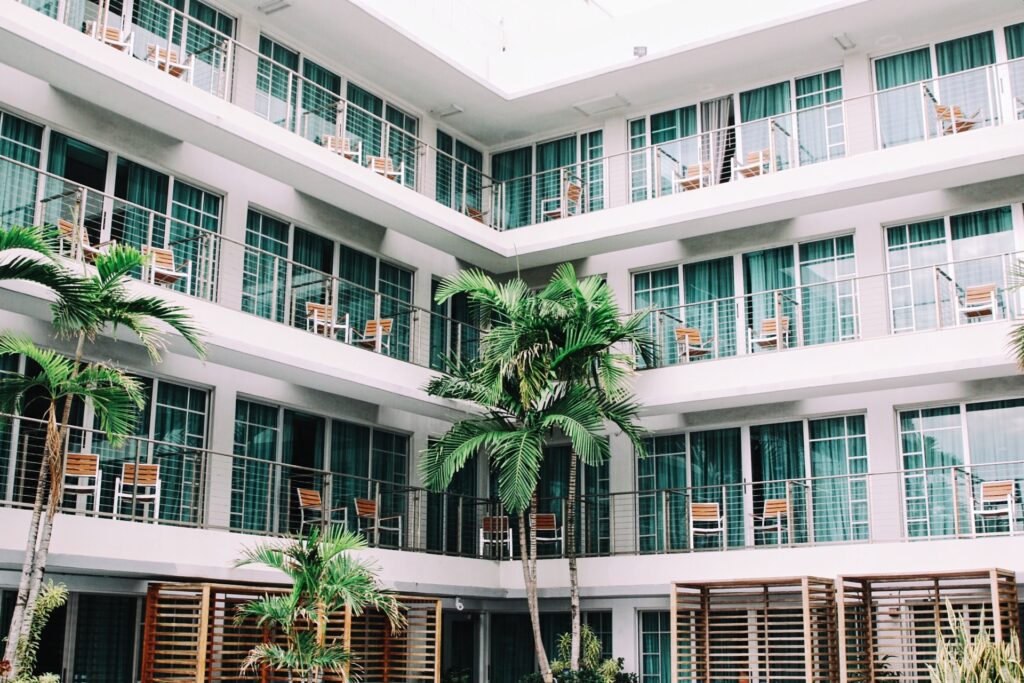 How Many Jobs Are Available In Hotels/resorts