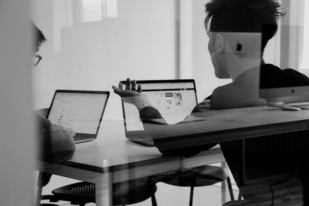 How Many Jobs Are Available In Office Equipment/supplies/services