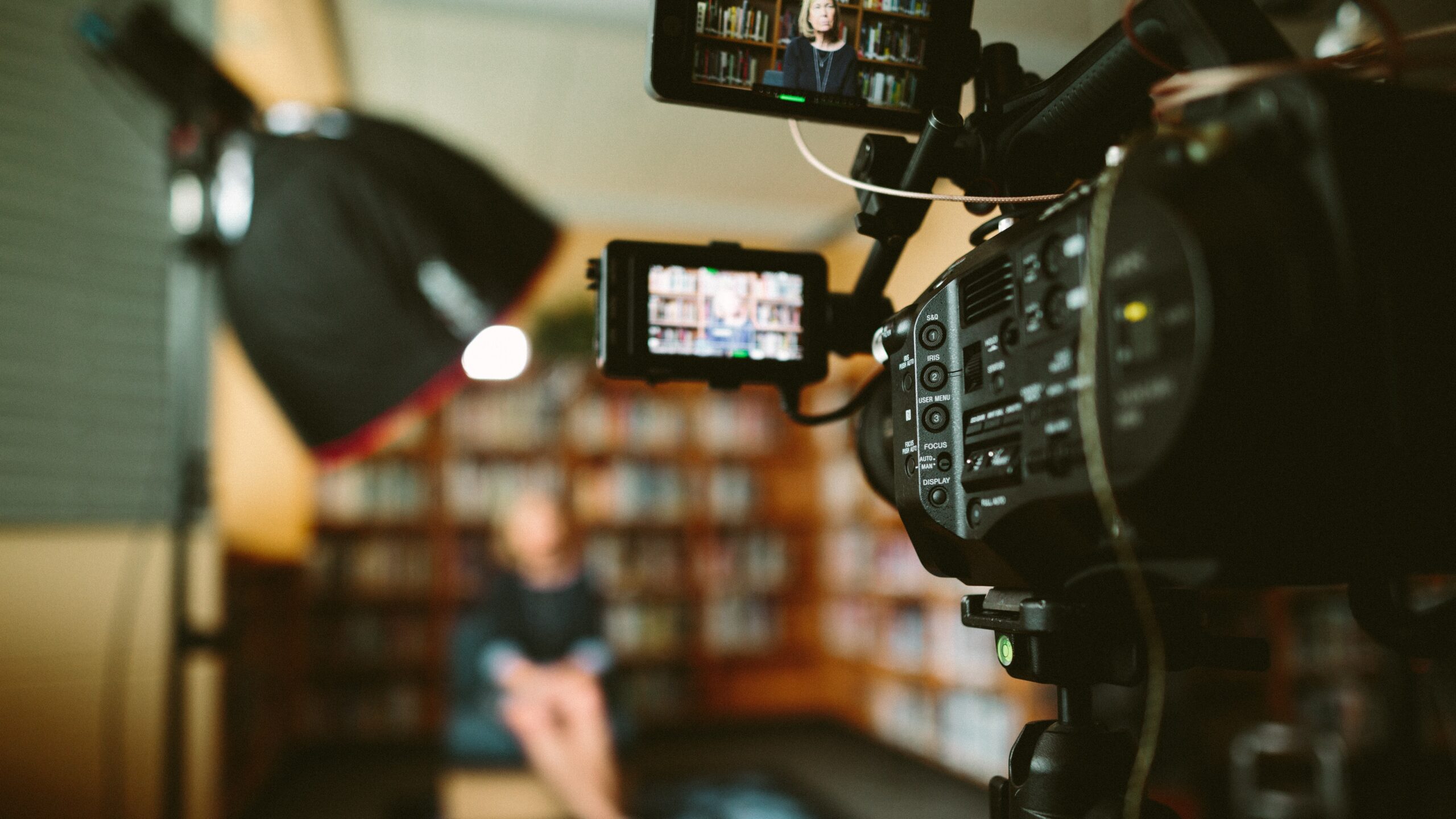 10 Entry-Level Sales Interview Questions and How to Answer Them