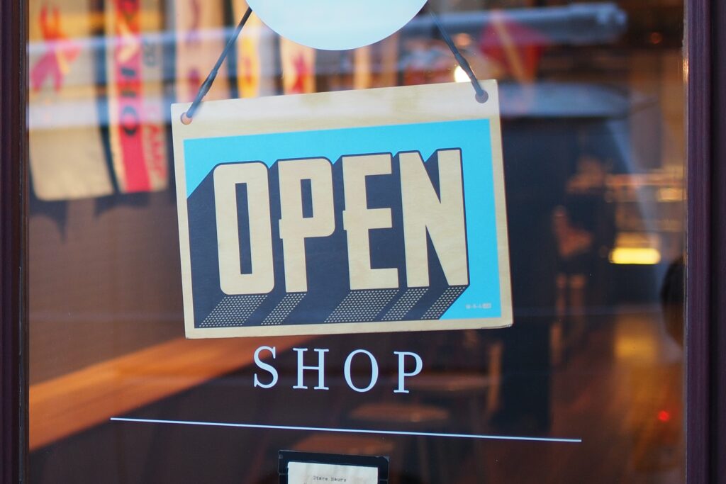 Resources for Excelling in Store Manager Job Applications