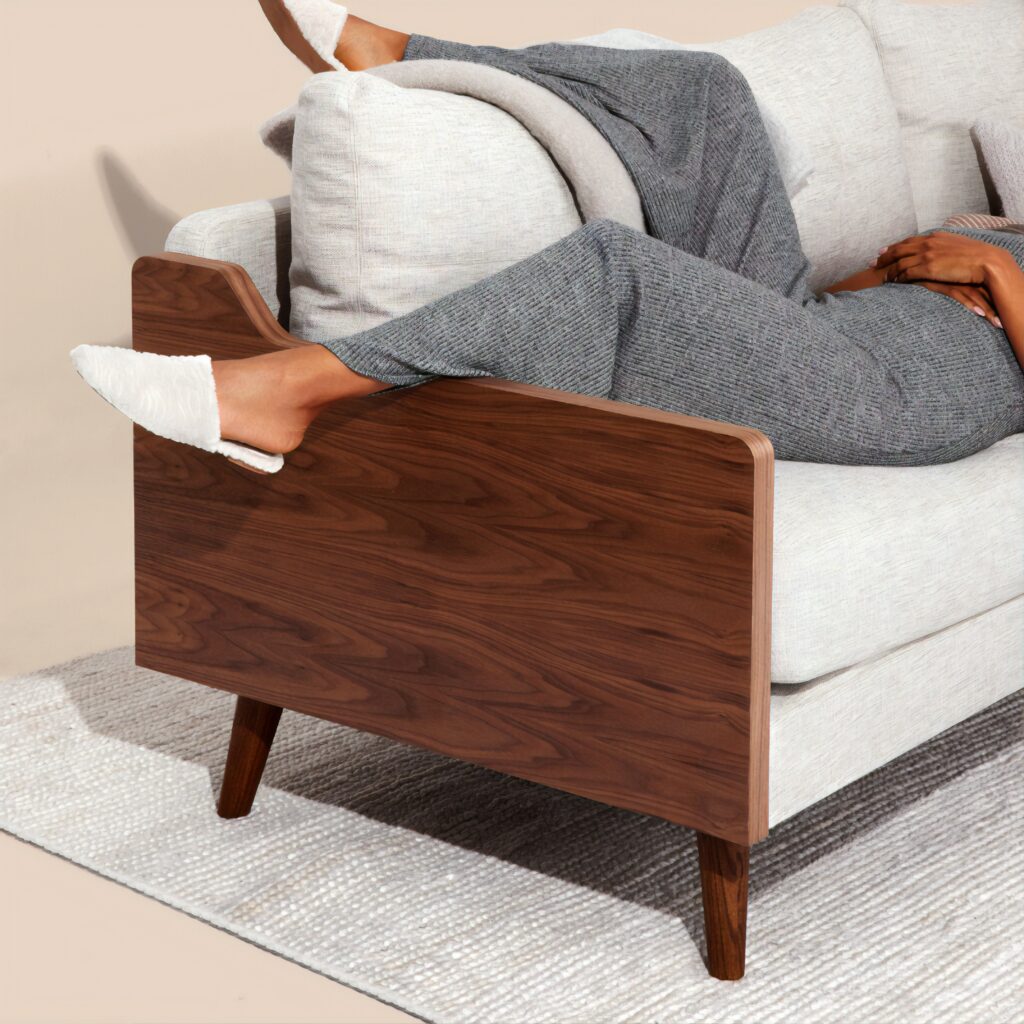 Troscan is seeking a Senior Designer- Furniture and Objects in Chicago, IL