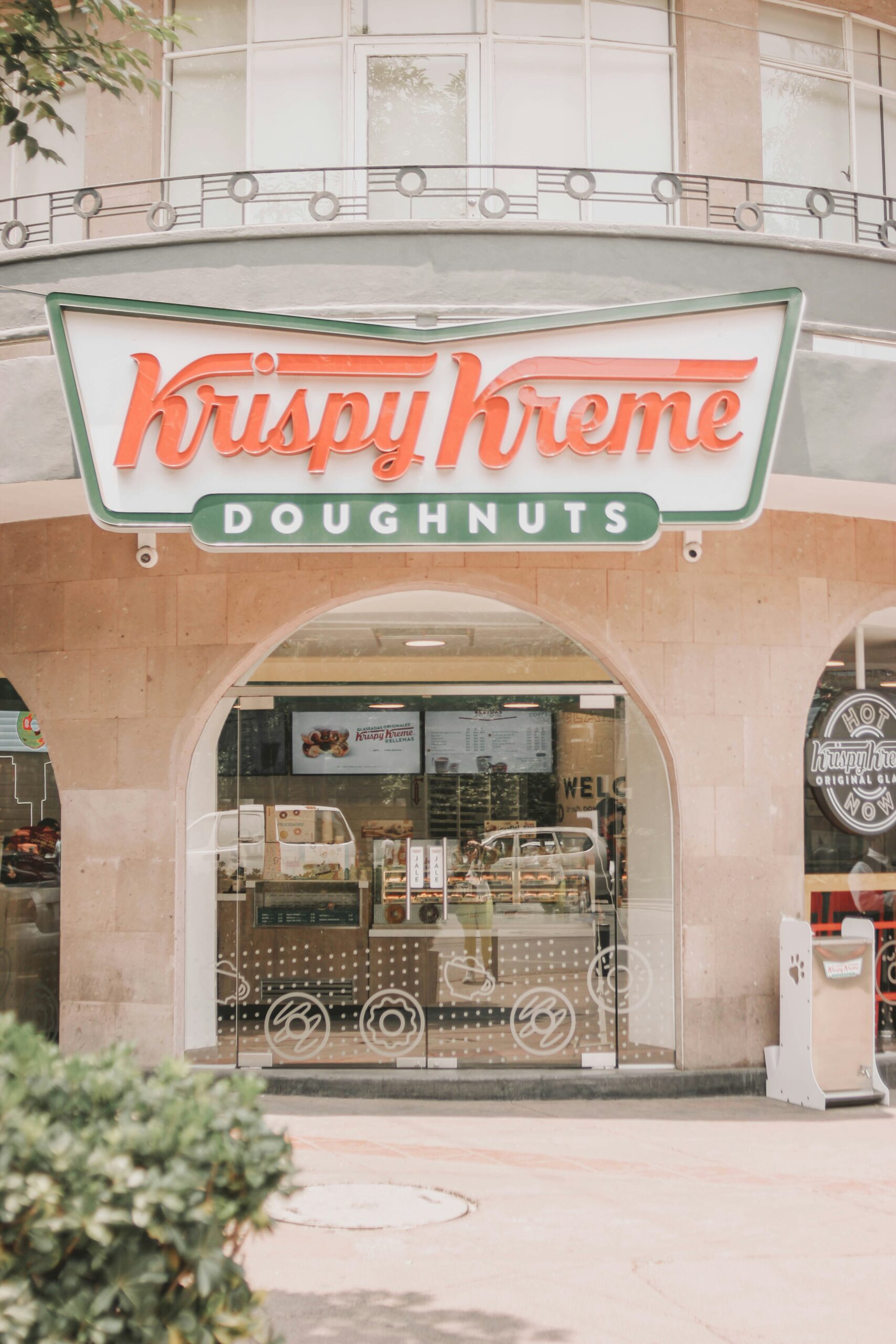Krispy Kreme Now Hiring Team Members!