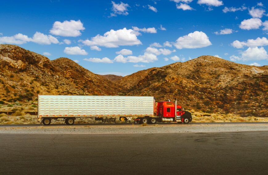CDL Class A- Live Haul Driver (Holyoke, CO)